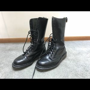 Doc Marten 1914 14 Eyelet  Boots Womens Size US 9